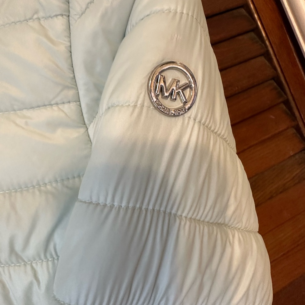 SOLD Michael Kors Girls Puffer Coat Pale Blue With Faux Fur Lining & Hood 10/12 - Picture 14 of 14